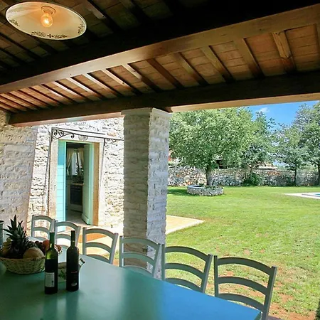 Holiday home Longo