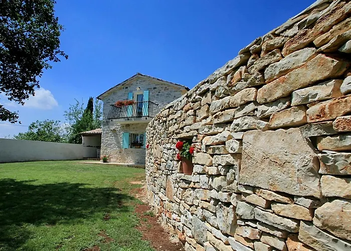 Longo Vakantiehuis Glavani